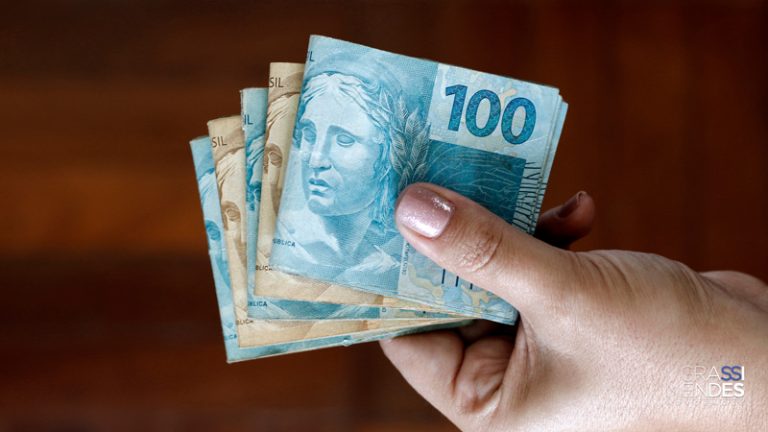 Influenciador de Cuiabá deve R$ 350 mil e evita intimação - Grassi Mendes Advogados